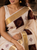 Kolam – Kerala Kasavu Saree