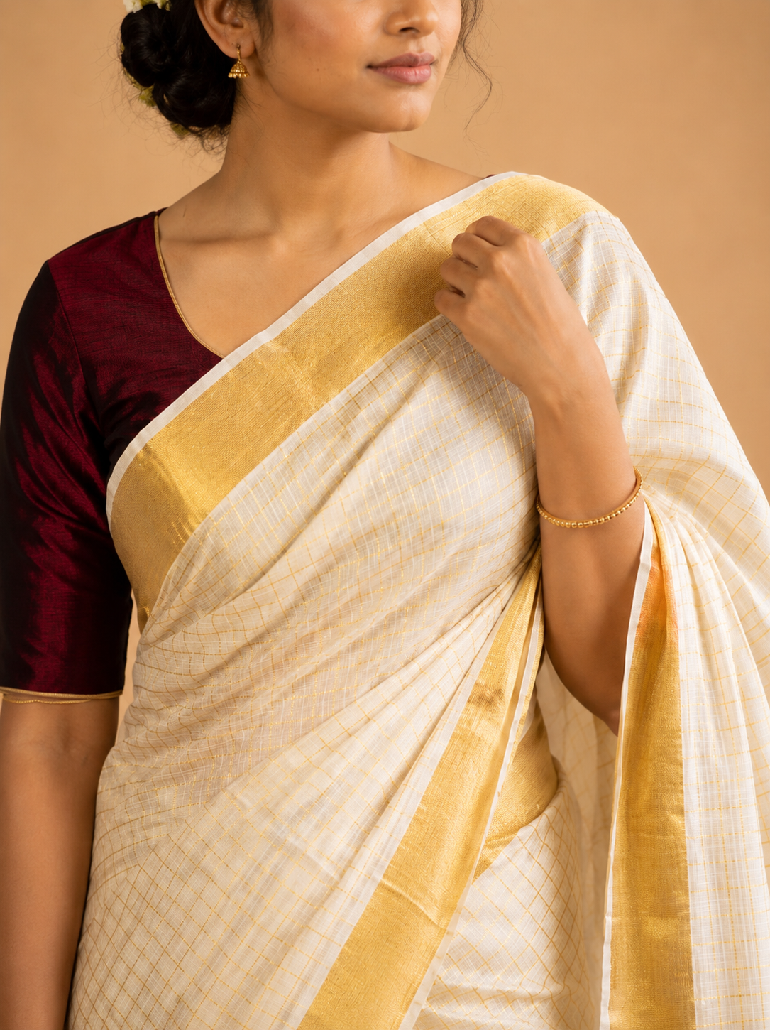 Svarna – Golden Checked Kasavu Saree